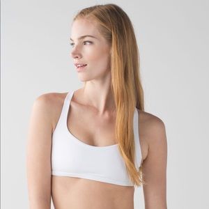 Lululemon Free To Be Sport Bra